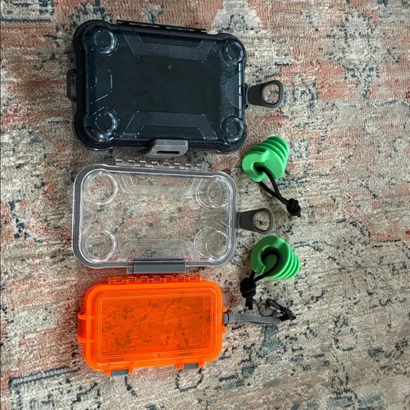 New - Stackable Waterproof Case Set - Picture 4 of 4